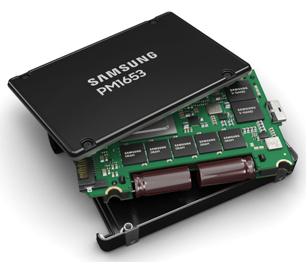 Samsung SSD PM1653 SAS-4